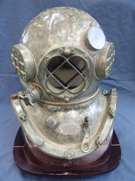 1942 Morse Commercial Diving Helmet