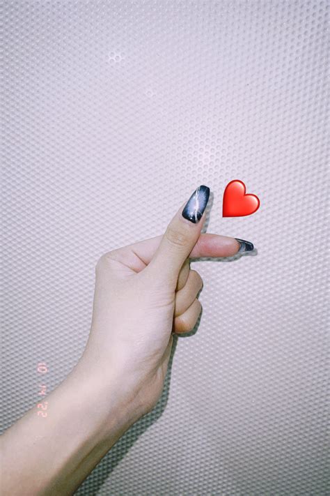 [📣] In a short while at 1PM KST⏰ Dreamcatcher will appear on Arirang TV