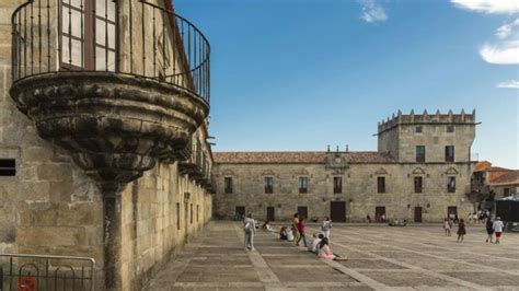 Descubre La Belleza De Cambados Recorriendo El Encanto Recomendado Por