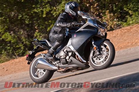 2013 Honda Vfr1200f Dct Review2013 Honda Vfr1200f Dtc Review