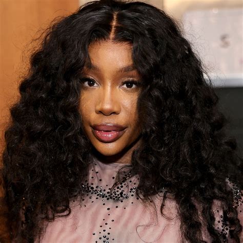 sza hair