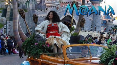 First Look At Moana Disneyland Paris 2016 Youtube