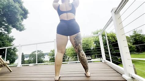 How Many Squats Did I Do Amateur Amateur Porn By FapHouse XHamster