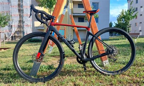 Gravel Cube Nuroad C 62 PRO 2021 Carbonnred Gravel Bicykle A