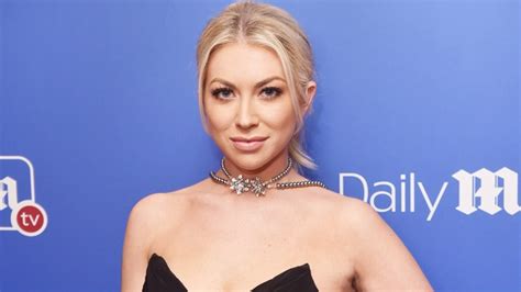 Vanderpump Rules Star Stassi Schroeder Poses Nude As She Nears Due