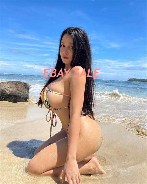 Sexy Model Pandora Kaaki Hot Photo Busty Bikini Bare Legs Hottie Thick Girl Wow