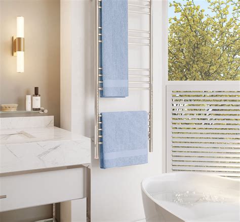 Discover The 5 Key Benefits Of A Heated Towel Rack In Your Bathroom