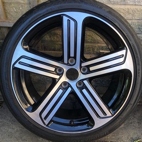 Vw Volkswagen Golf R Cadiz Alloy Wheels In Ng5 Nottingham For £550 00