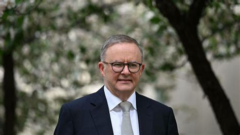 Prime Minister Anthony Albanese sends message to Greek Australians ...