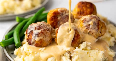 Instant Pot Turkey Meatballs And Gravy