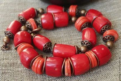 Колье из коралла | Coral jewelry, Beaded jewelry, Jewelry making