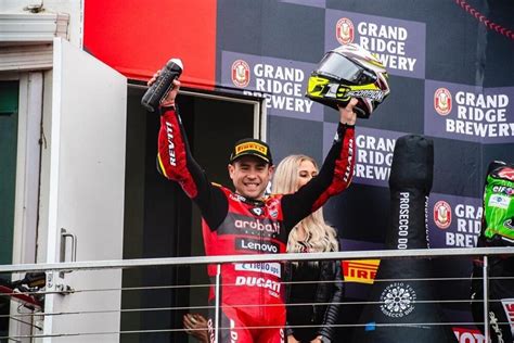 Sbk Gp D Australia Alvaro Bautista Iniziare Con Una Vittoria