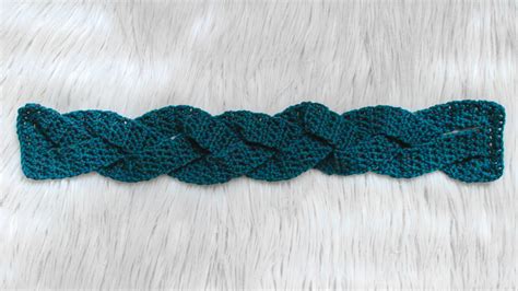 THNLife - Braided Headband Crochet Pattern | Jessica Carey