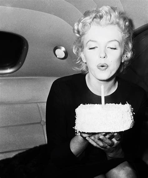 Marilyn Monroe Birthday Cake