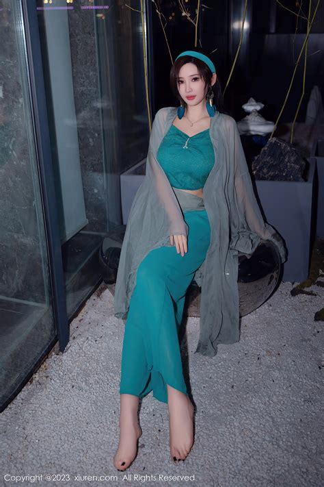 XiuRen 秀人网 No Carol Zhou Yanxi hot spring legs V PH