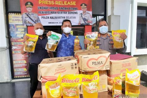 Polda Kalsel Bongkar Gudang Penimbunan Liter Minyak Goreng