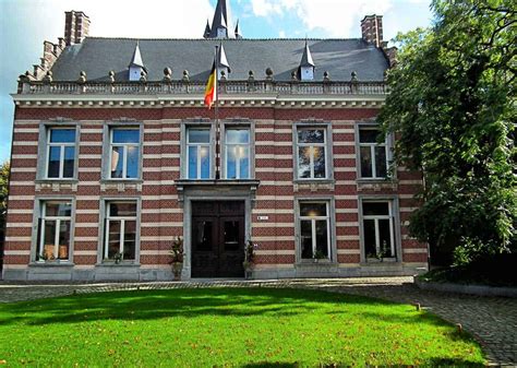 turnhout belgium  crazy tourist