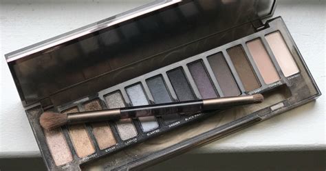Off Urban Decay Naked Eyeshadow Palette More
