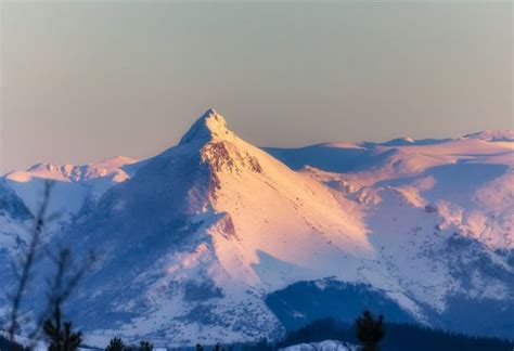 Txindoki Mendia Elurtuta Foto De Lazkao Calendario De Gipuzkoa