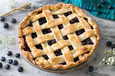 Mary Berry Pie Crust Recipe - Mary Berry Chicken And Mushroom Pie With ...