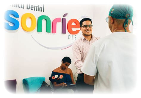 ClÍnica Dental SonrÍe Sanamos Sonrisas Clínica Dental Sonríe