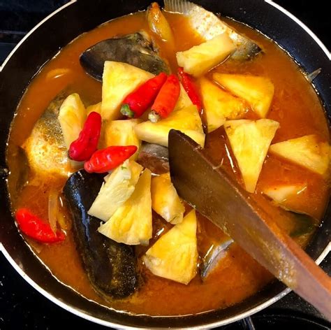 Pindang Patin: Sumatran Sour & Spicy Fish Soup - Cook Me Indonesian