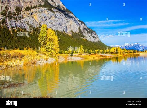 Indian Summer Canada Hi Res Stock Photography And Images Alamy