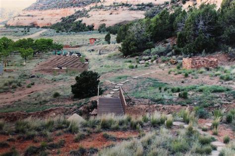 Cliff Haven Home Is A Getaway Built Directly Into The Red Rock Of Utah