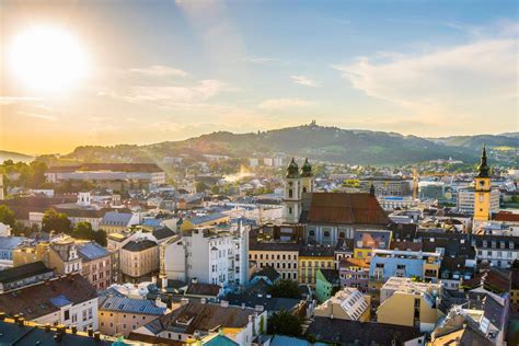 linz von der grauen stadt zur bunten kulturdestination geo