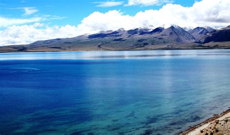 Indias Top Most Visiting Place A Freshwater Lake Manasarovar