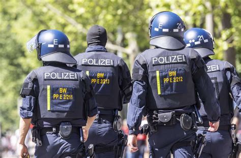 Zahlen in Baden Württemberg Wenn gegen Polizisten ermittelt wird