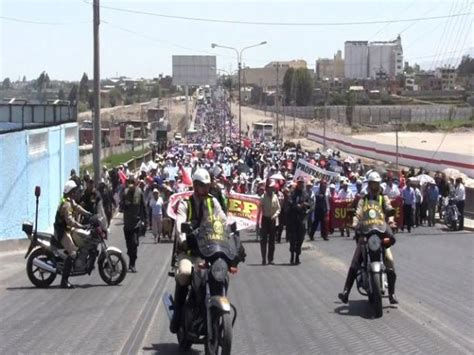 Arequipa Camioneros Bloquearon La Variante De Uchumayo RPP Noticias