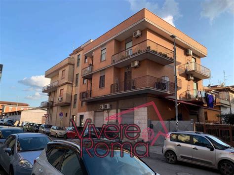 Vendita Appartamento Roma Trilocale In Via Francesco Di Ottimo