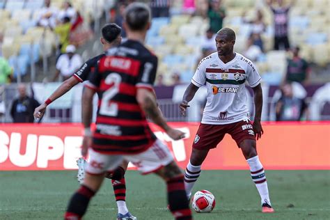 Fluminense Teve Mais Posse De Bola Mas Finalizou Bem Menos Que O