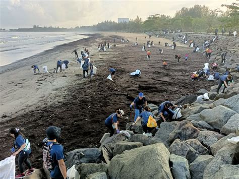 2 363 Kilogram Sampah Dikutip Pada Program Pembersihan Pantai Di Miri