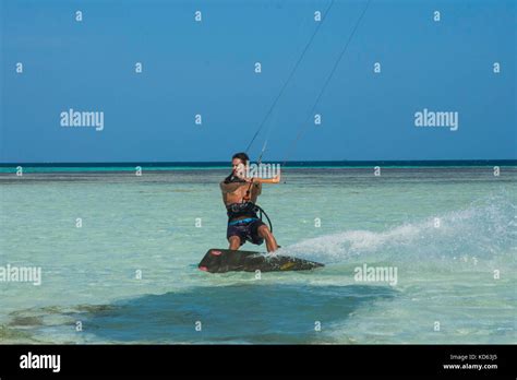 los roques kitesurfing Stock Photo - Alamy