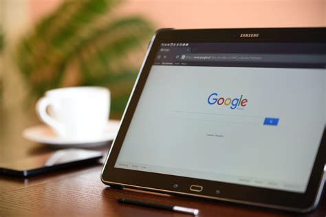 Jak wylogować się z konta Google na różnych urządzeniach Instrukcja