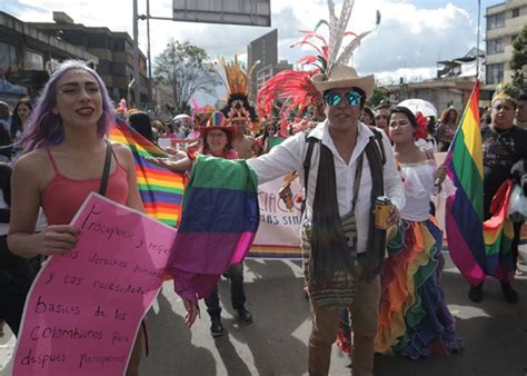 No ser gay no está de moda