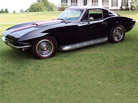 1967 Chevrolet Corvette Coupe at Dallas 2012 as T324 - Mecum Auctions