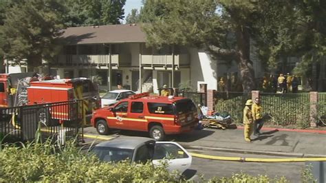 1 Dead 1 Hospitalized In La Habra Apartment Complex Fire Abc7 Los