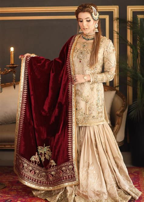 Mnr Brides In 2020 Bridal Dresses Pakistan Bridal Dress Design