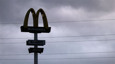 IT Probleme McDonald S Erleidet Weltweit Systemausfall