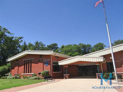 The Lane Elementary School, Hinsdale, Illinois - June 2018 | Hinsdale ...