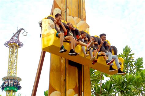 Bouncing Boulder Enchanted Kingdom