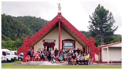 Leaguies leading from the front E Tū Whānau