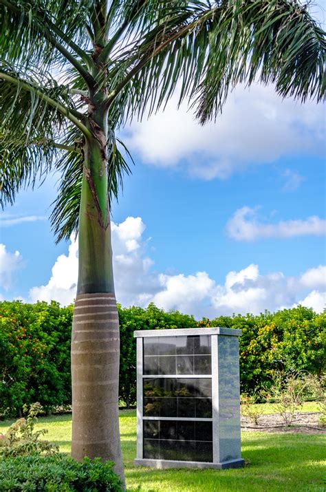 Garden of Remembrance | Coral Ridge Memorial Gardens