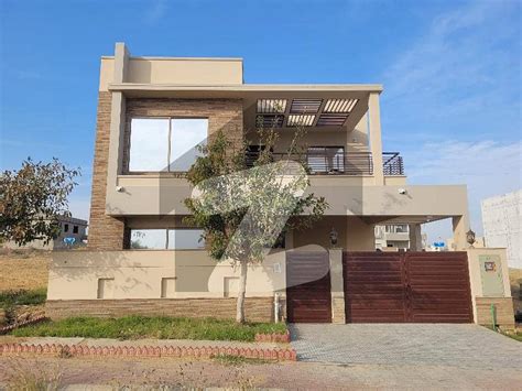 P Luxury Sq Yds Villa For Sale At Good Location Of Bahria Town