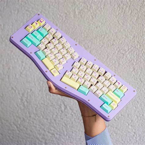 custom mechanical keyboards ultimate guide   cybernews