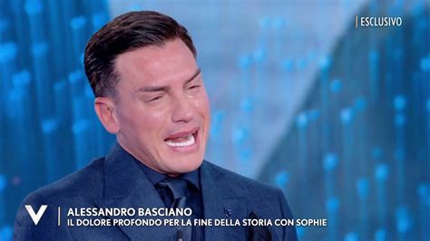 Alessandro Basciano Disperato E In Lacrime A Verissimo Youtube