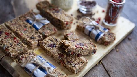 Fast & Healthy Cereal Bars - Viva! The Vegan Charity